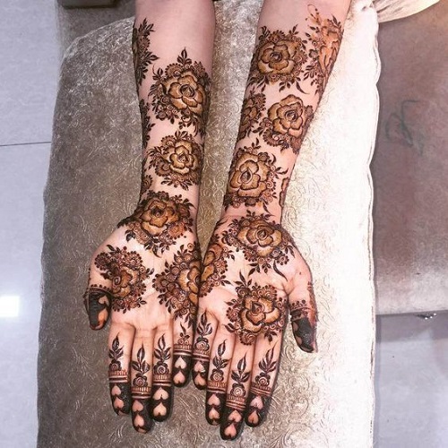 5 Classic Mehndi Designs to Flaunt At Your Wedding